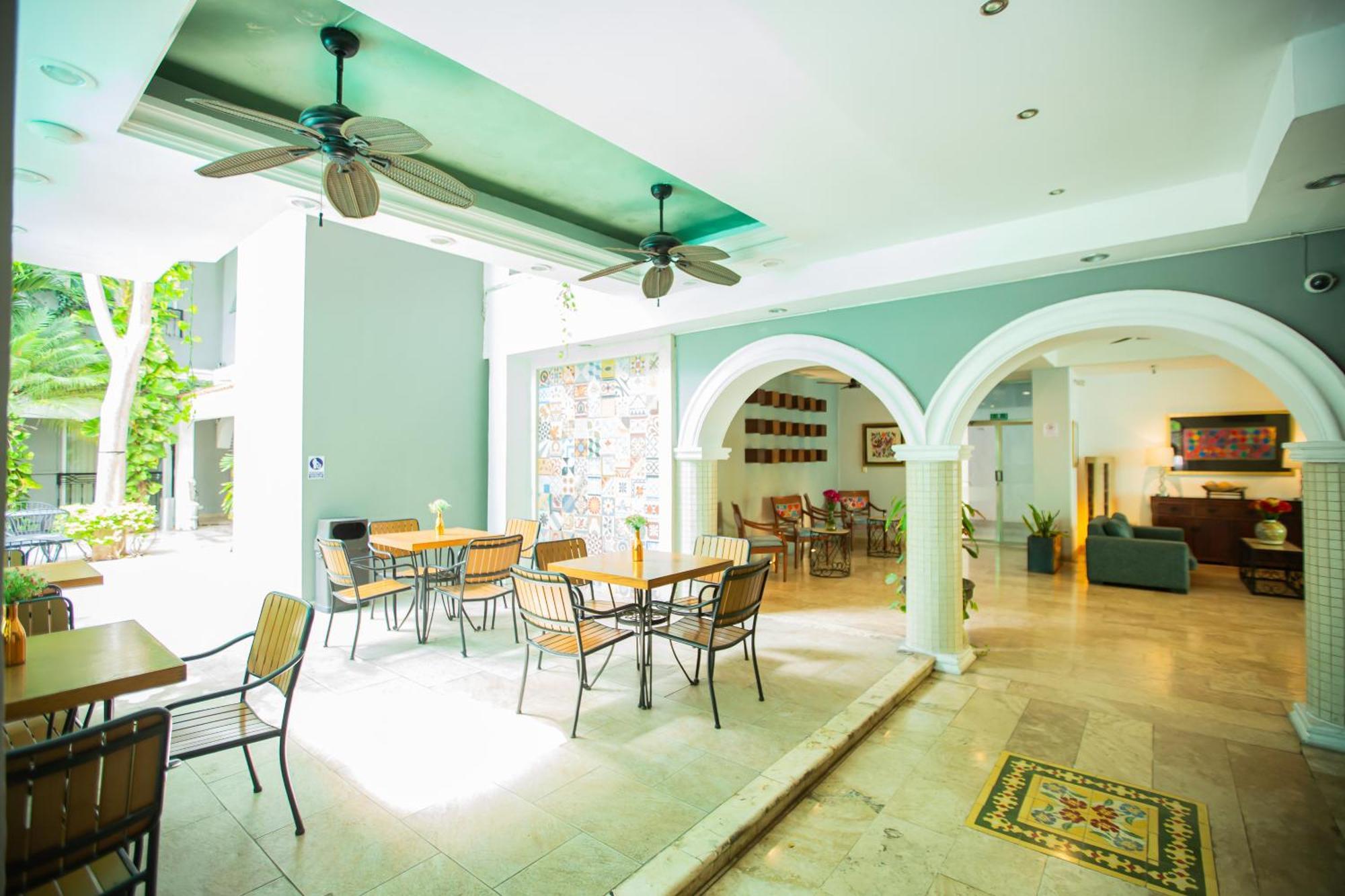 Hotel Nacional Merida Luaran gambar